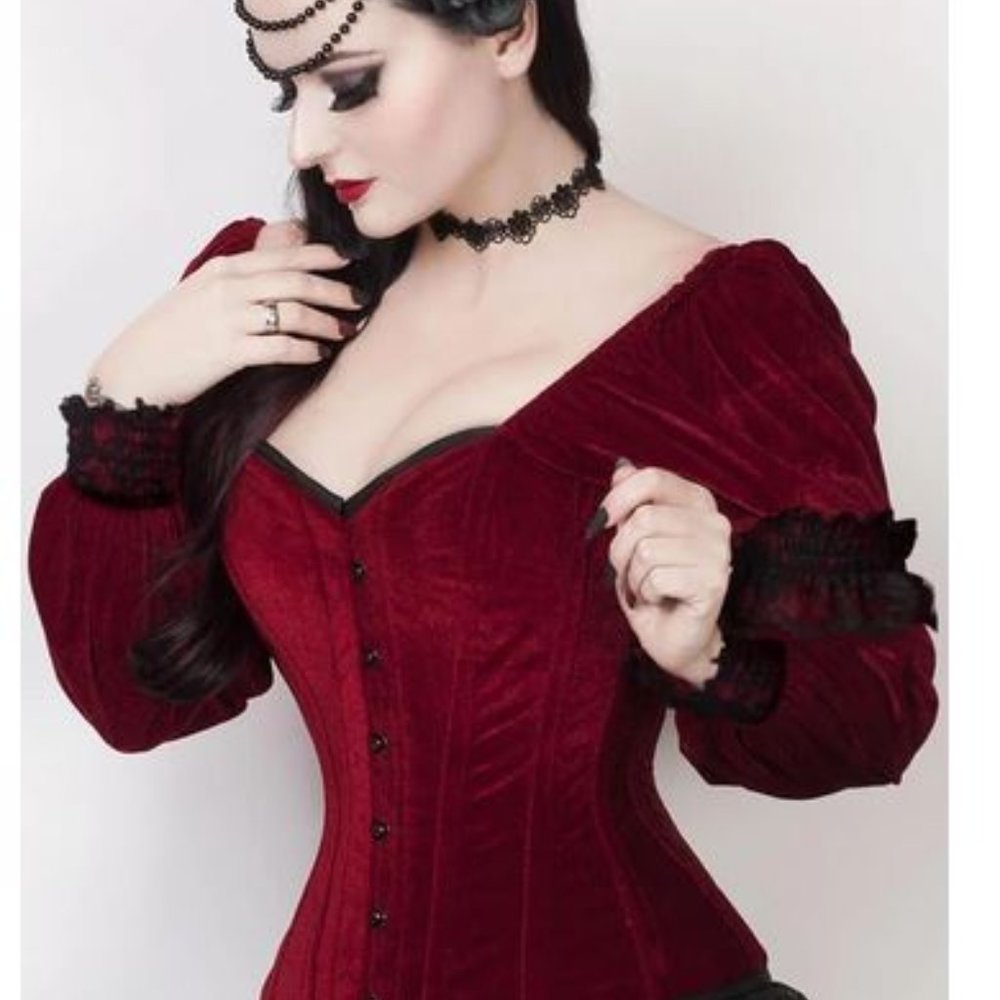 Corset - Picture 6 of 6